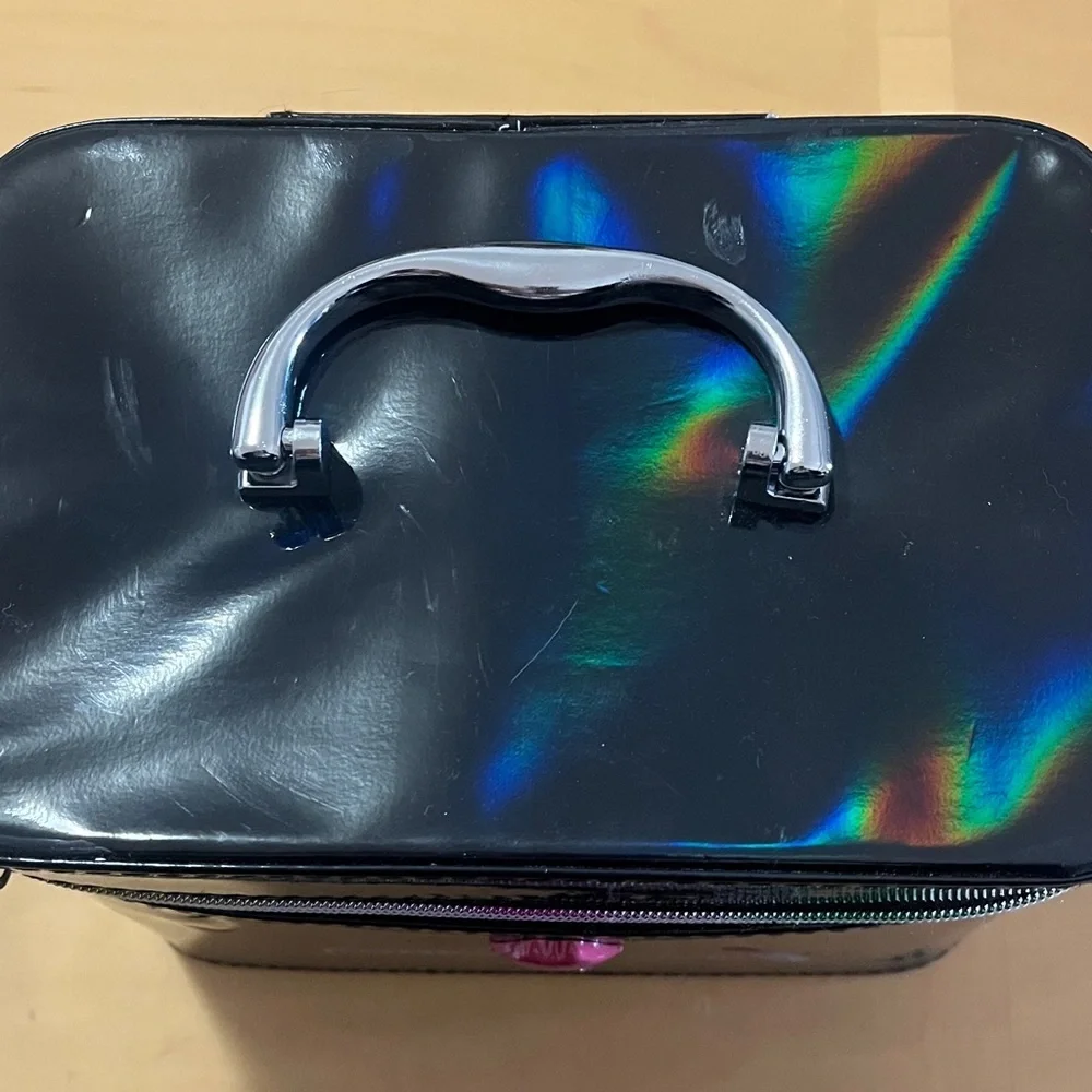 Black Makeup Case with Lipstick Design